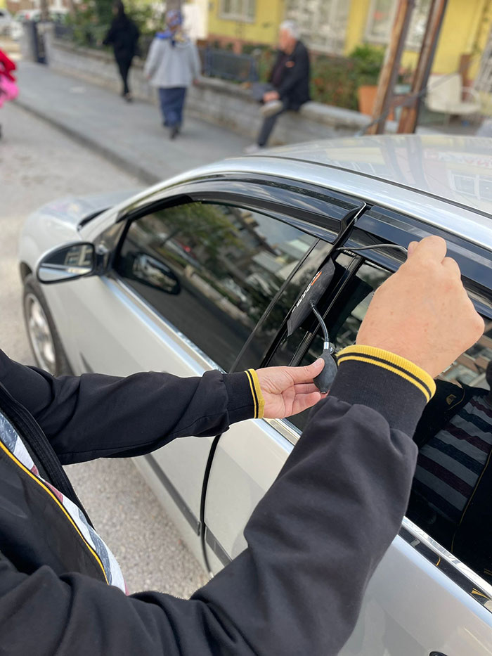 Kemer Oto Kilitçisi